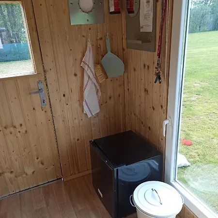 Maringotka Domov -tiny House אתר קמפינג Pecka